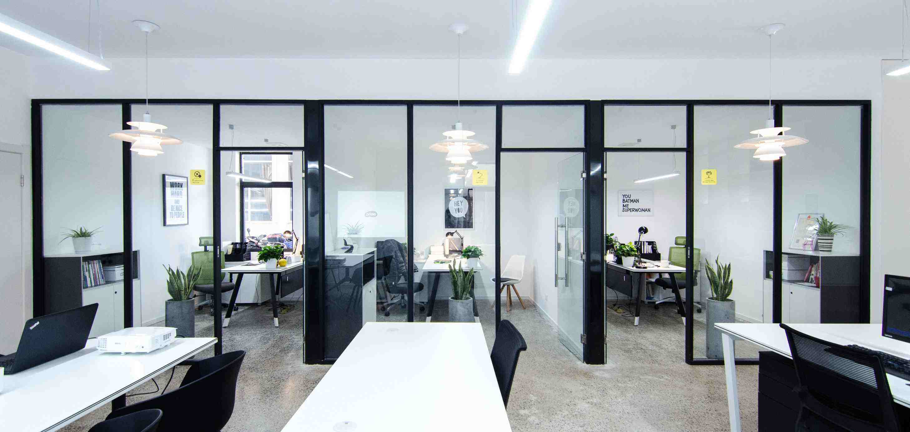 设计1000平方的办公室装修需要多少钱